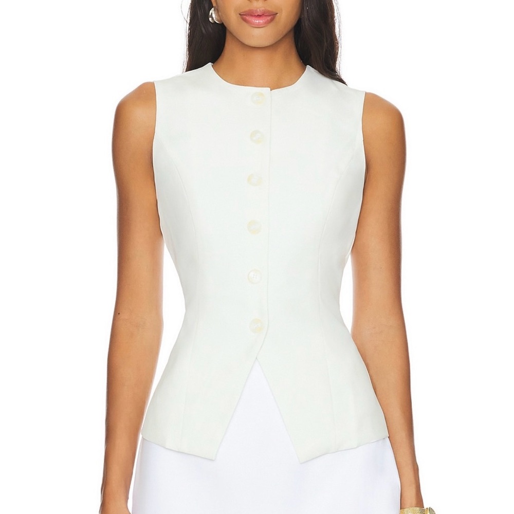 SNDYS Women's Cream Sleeveless Top